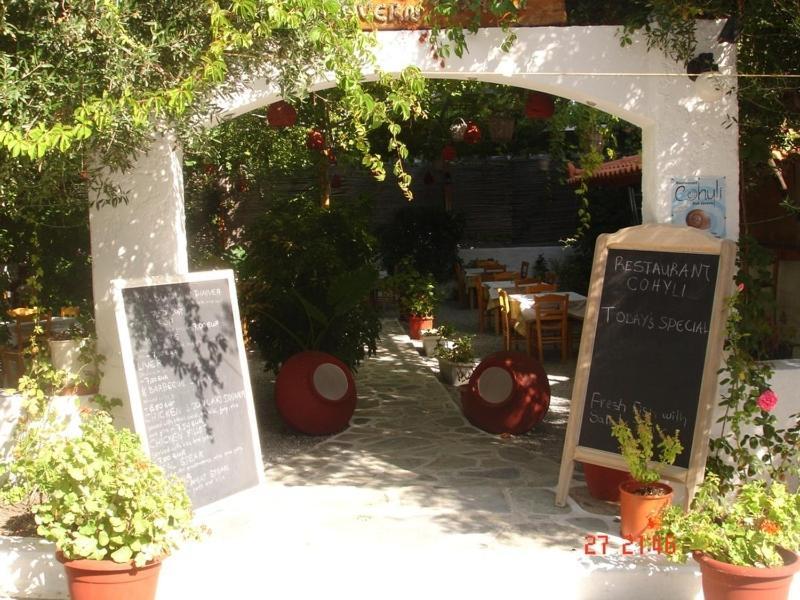 Cohyli Hotel Ireo Exterior foto