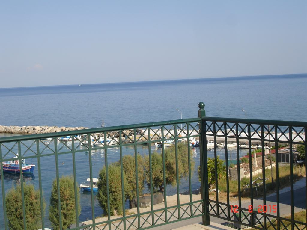 Cohyli Hotel Ireo Zimmer foto
